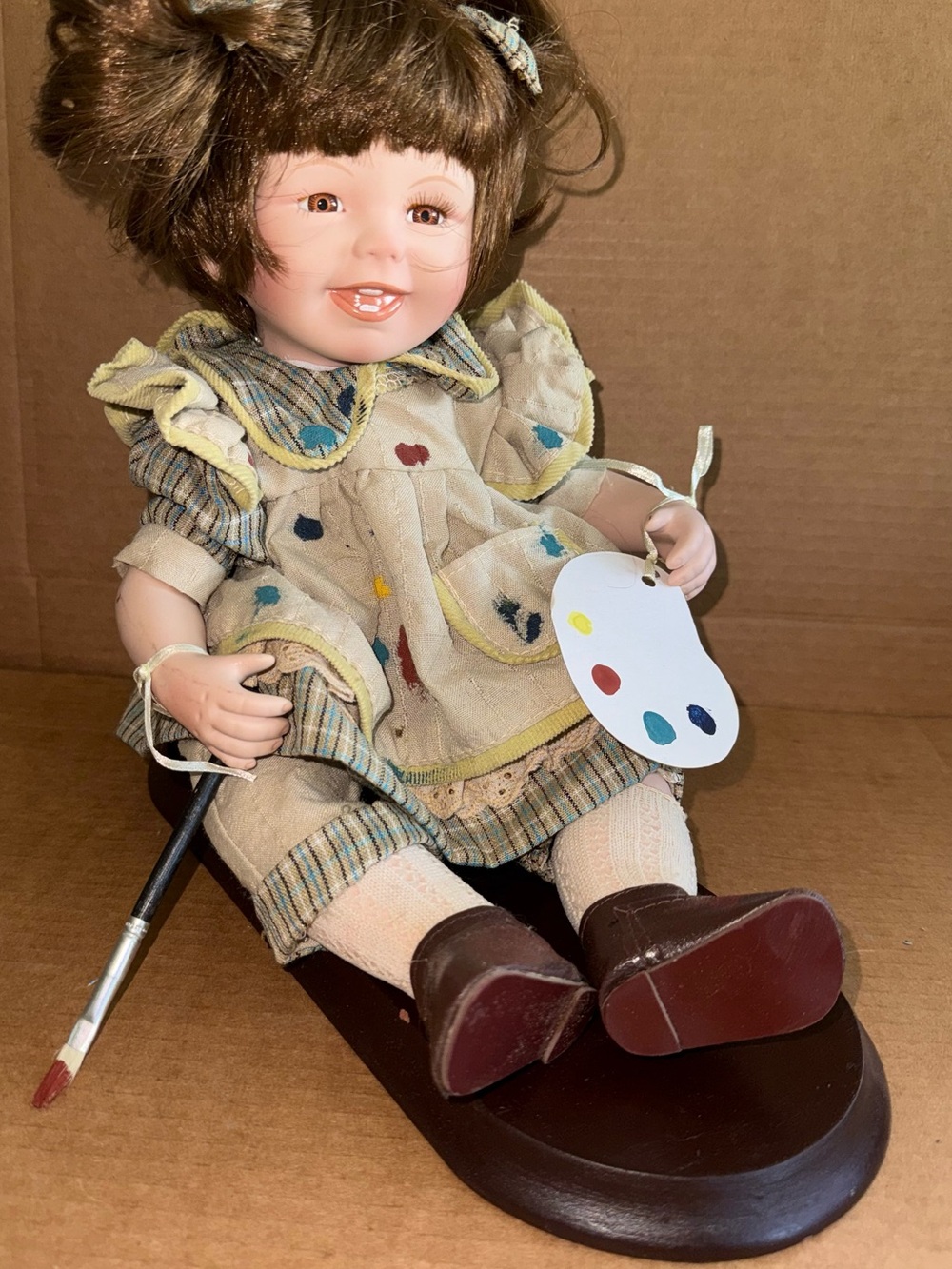 The Teddy Bear Artist Painting Painter Palette Art Brush Porcelain Doll G2